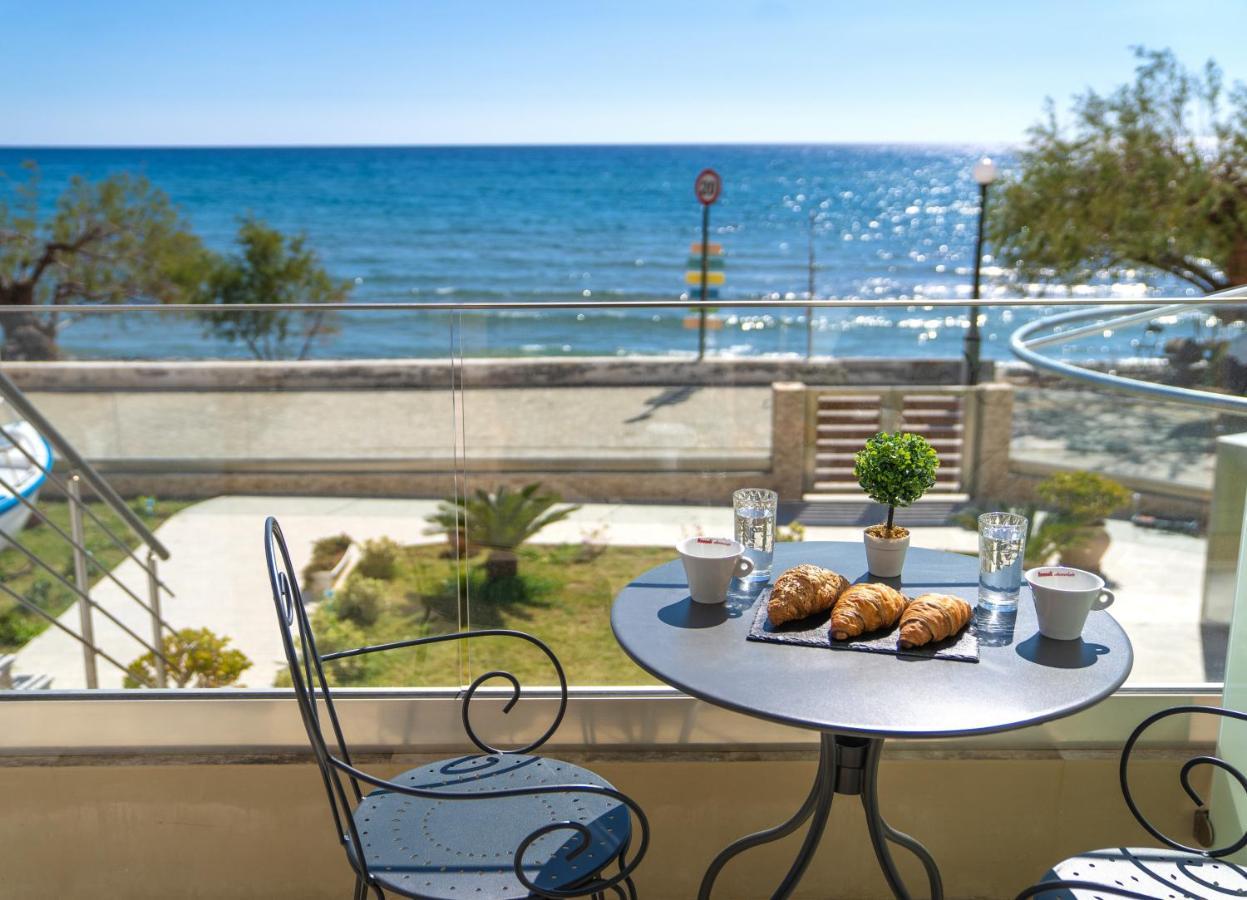 Elimia Suites & Studios Makrýgialos Eksteriør bilde